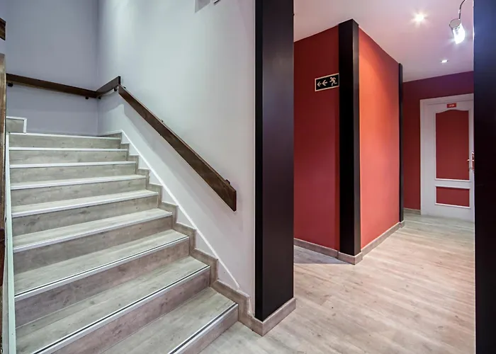 Hostal Inter Plaza Mayor Auto Check InPousada